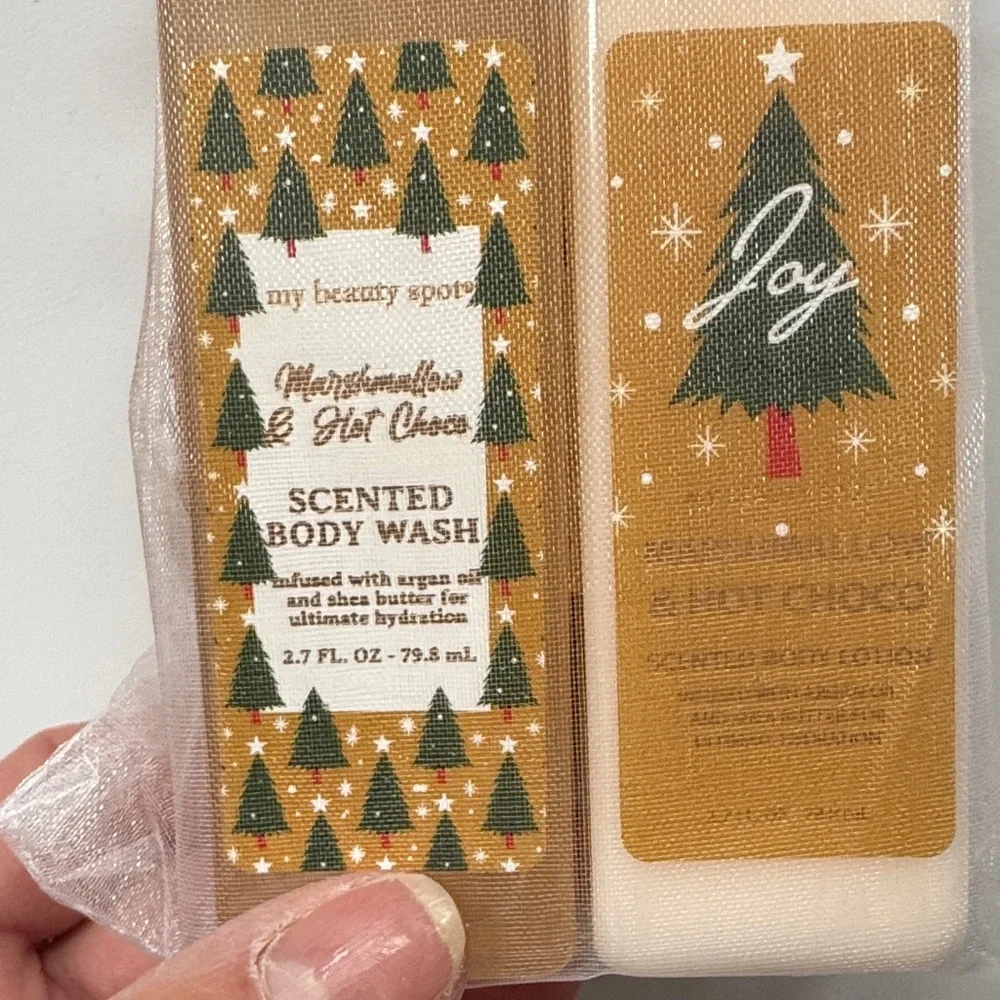 Marshmallow & Hot Chocolate Scented Body Wash, Lotion & Pouf Set NEW